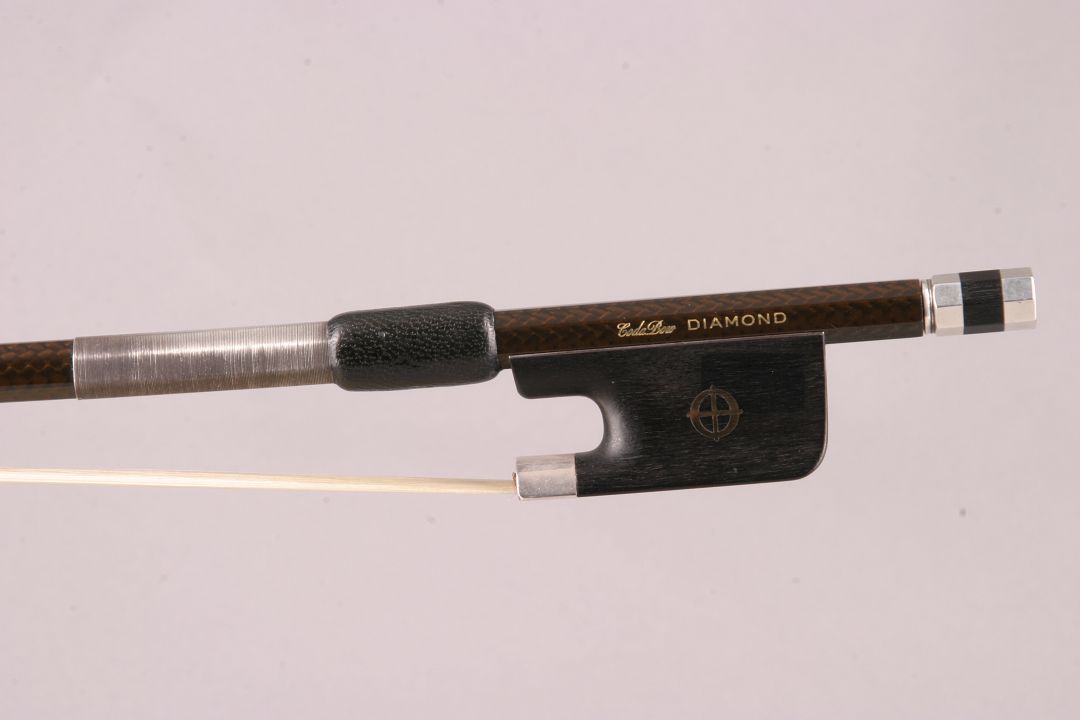 Coda Bow - DIAMOND - Carbon - CB-019